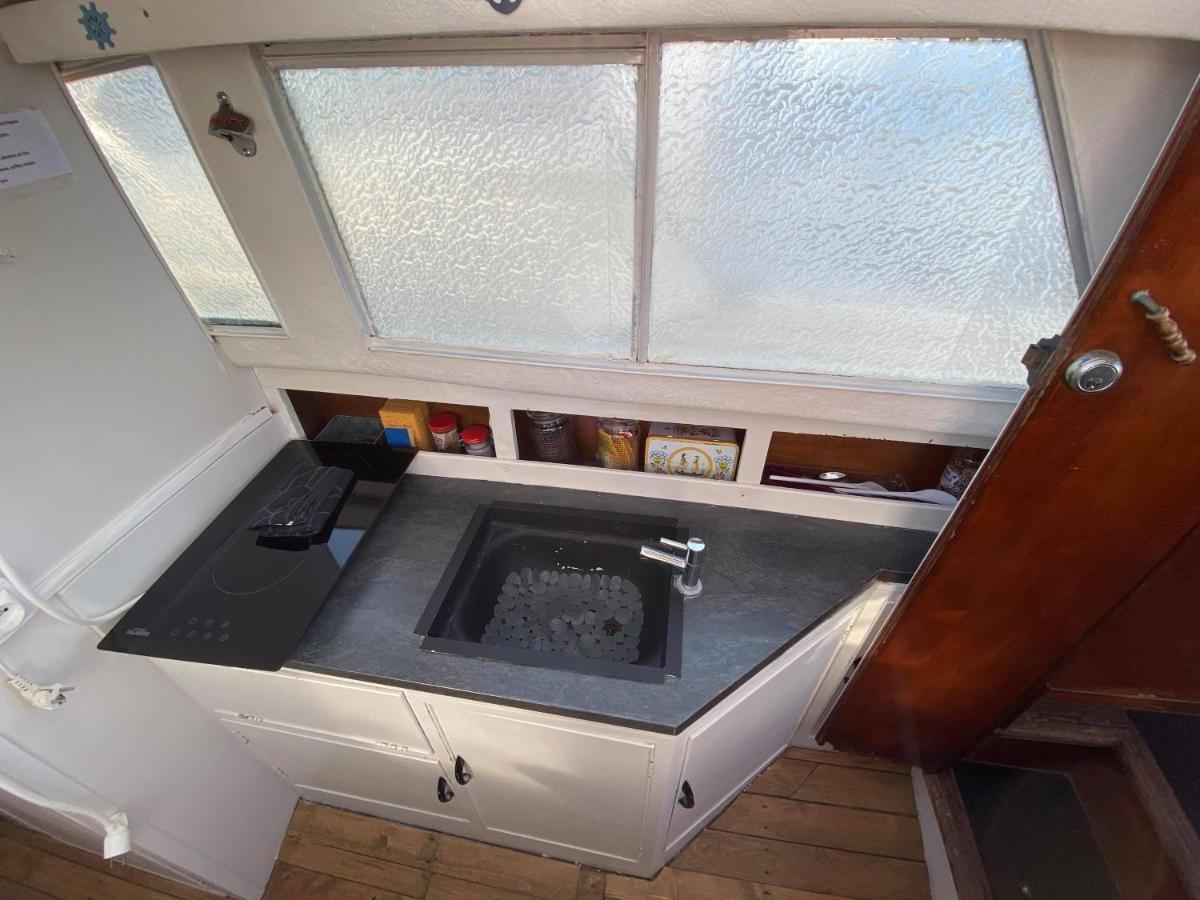 Bateau L'Etoile, Romantique, Apaisant, Ideal Pour Un Couple Ouistreham Eksteriør bilde