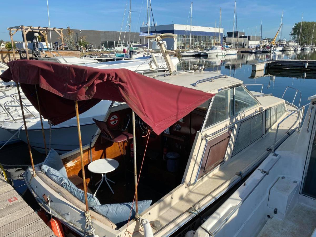 Bateau L'Etoile, Romantique, Apaisant, Ideal Pour Un Couple Ouistreham Eksteriør bilde